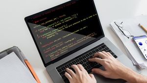 Udemy & poster