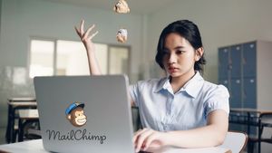 Udemy & poster