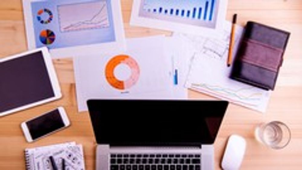 Udemy - Small Business Startup & poster