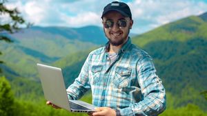 Udemy & poster