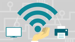 Lynda-Up and Running with Wireless Networking poster